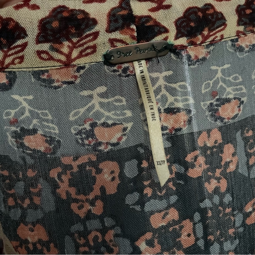 Free People Patterned Button Top - image 3